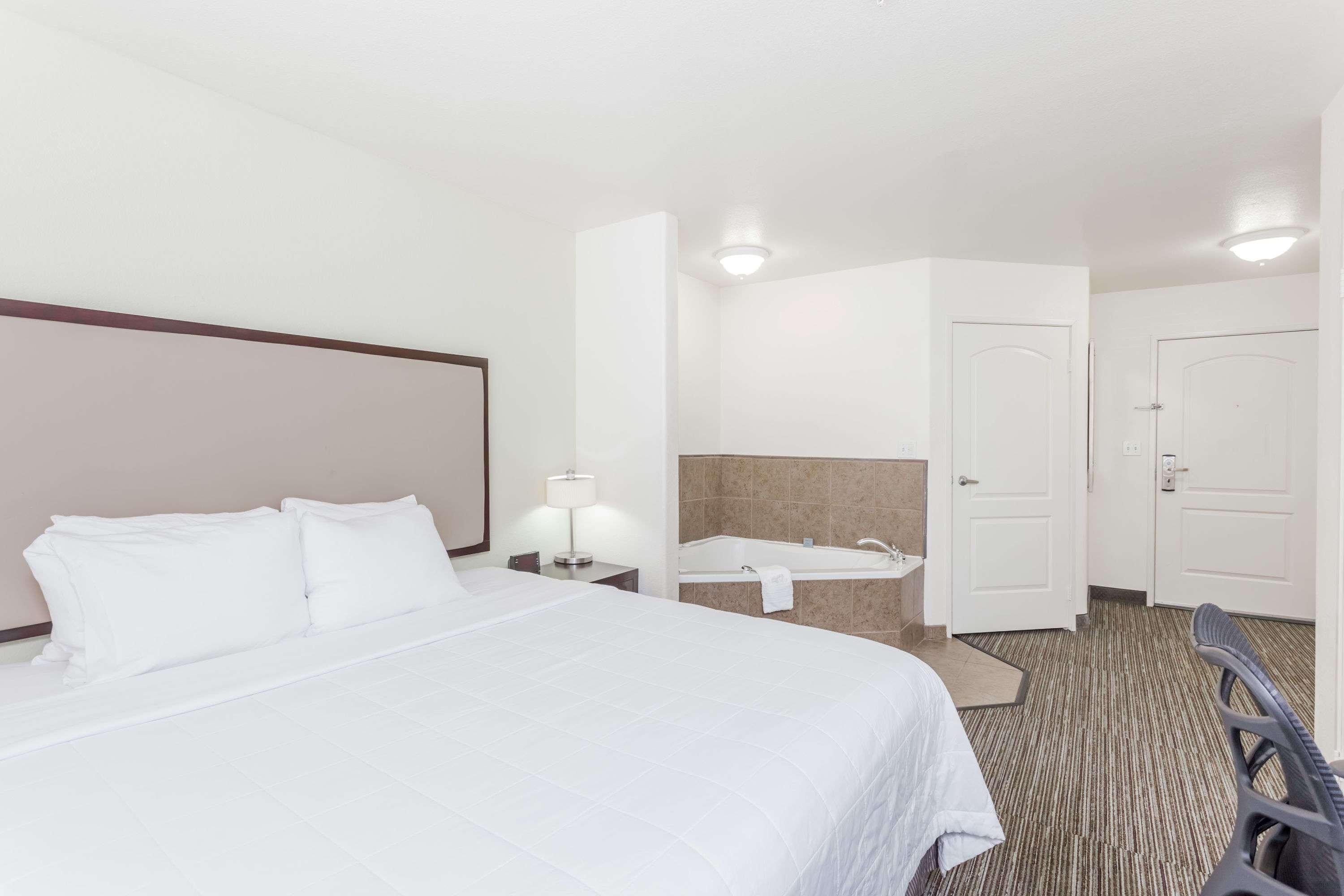 Hawthorn Suites Викторвил Екстериор снимка