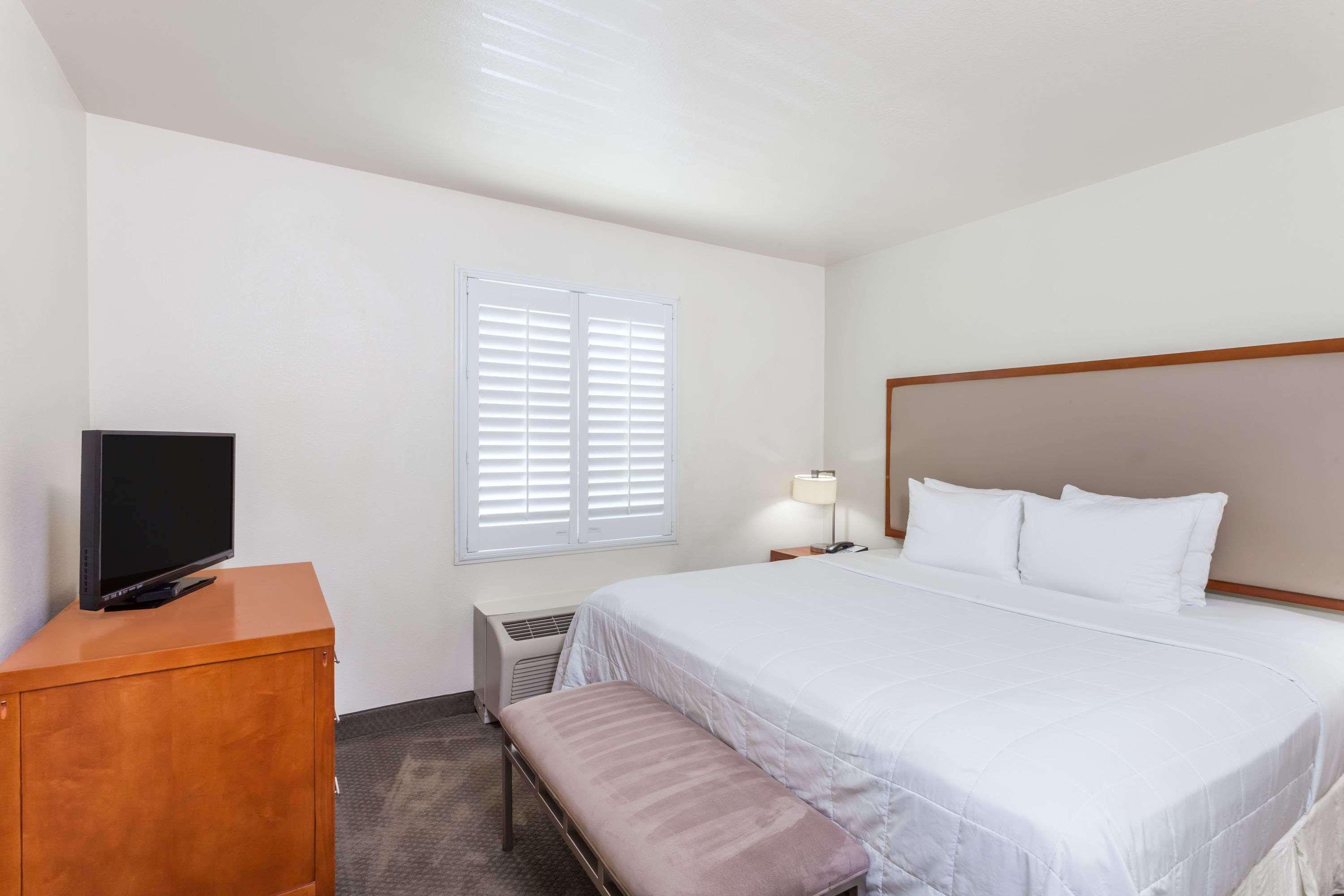 Hawthorn Suites Викторвил Екстериор снимка