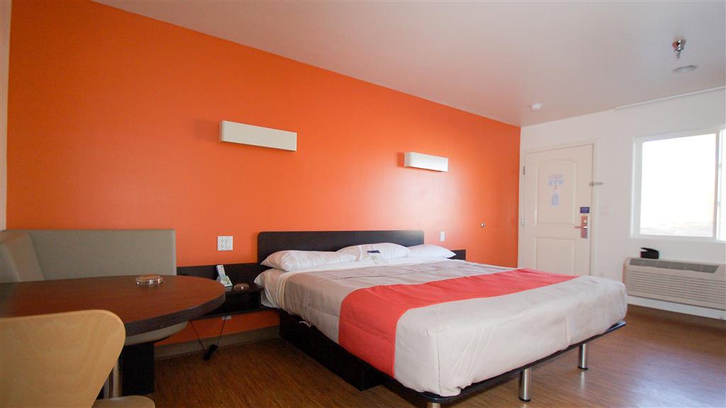 Hawthorn Suites Викторвил Стая снимка